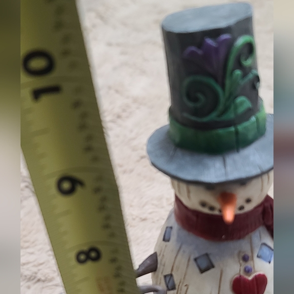 Jim Shore Heartwood Creek Snowman Figurine with Lantern, Winter's Light Figurine - Picture 9 of 15